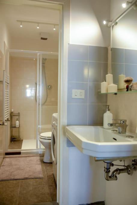Cozy Apartment With Private Garden - City Center - Florence Ngoại thất bức ảnh