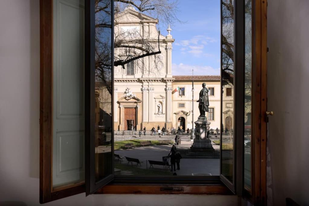 Cozy Apartment With Private Garden - City Center - Florence Ngoại thất bức ảnh