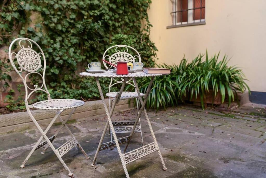 Cozy Apartment With Private Garden - City Center - Florence Ngoại thất bức ảnh